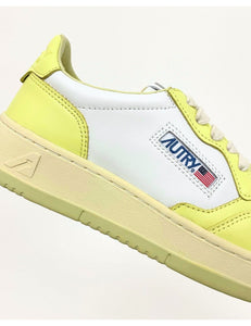 Autry sneakers bicolore bianco lime AULW WB36